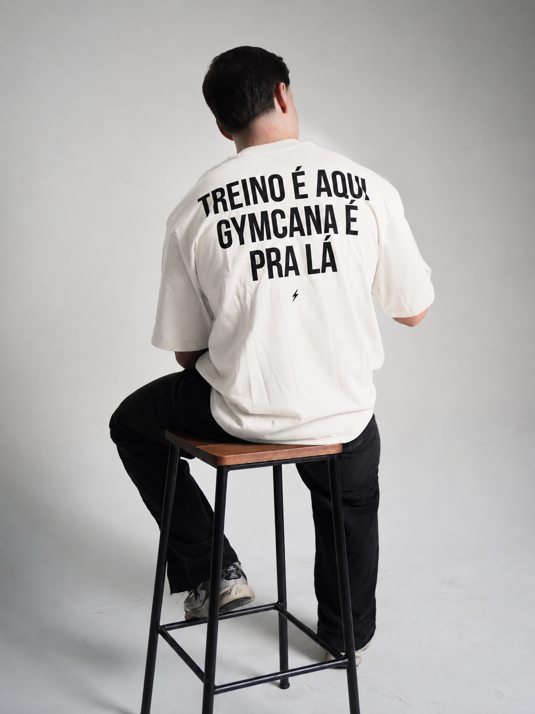 Camiseta Oversized - Gymcana (Offwhite)