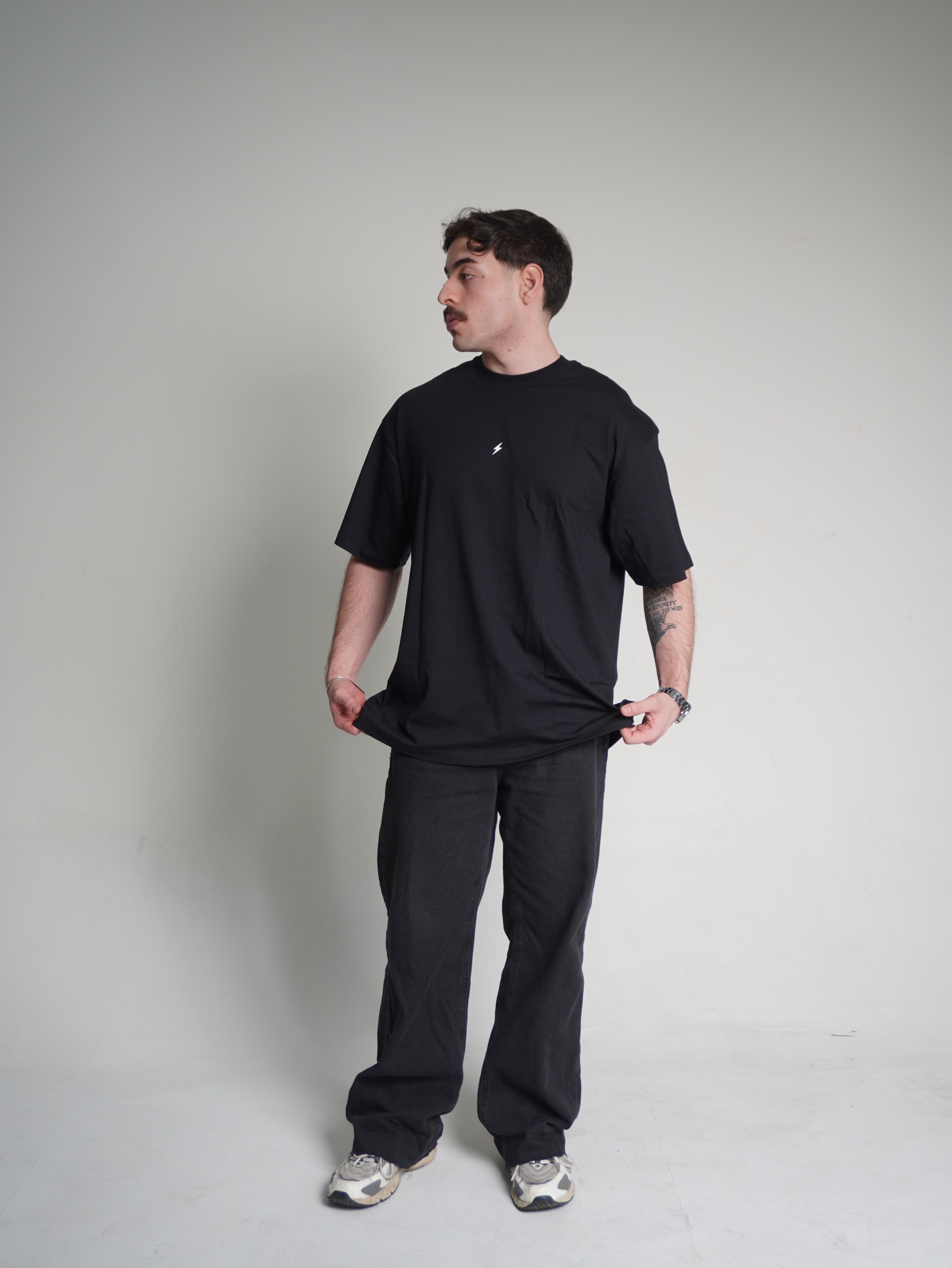 Camiseta Oversized - Essential
