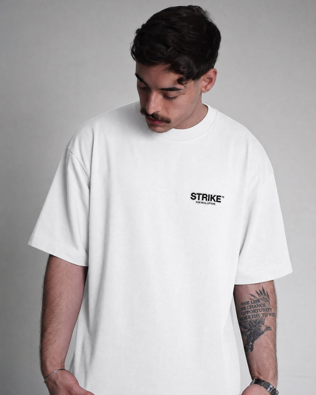 Camiseta Oversized Intensidade é Carga - Offwhite