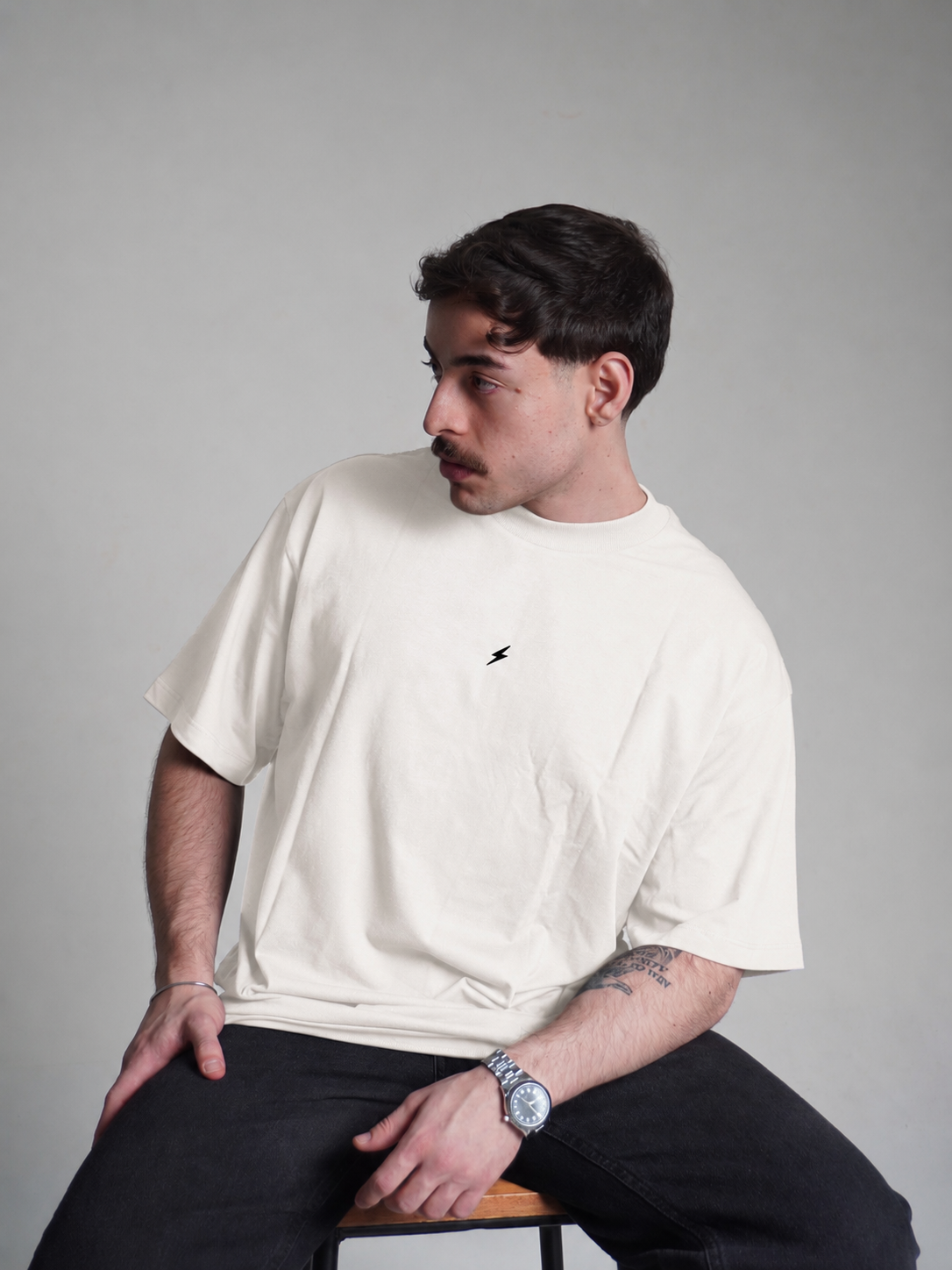 Camiseta Oversized - Gymcana (Offwhite)